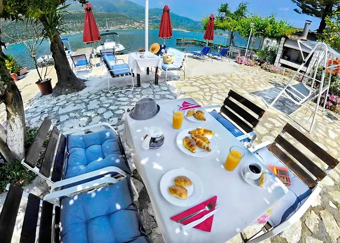 Spiros House And Apartament *
